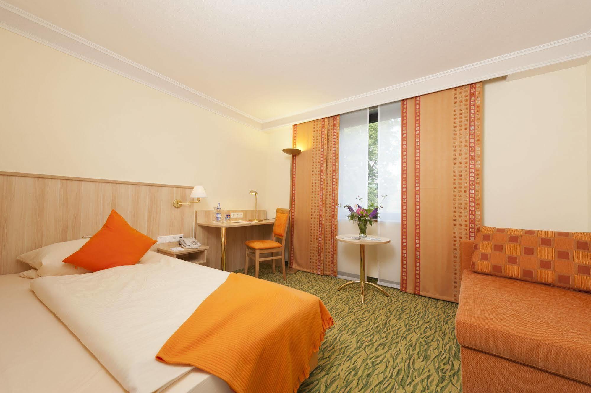 Akzent Hotel Restaurant Hirsch Heidenheim an der Brenz Exteriér fotografie